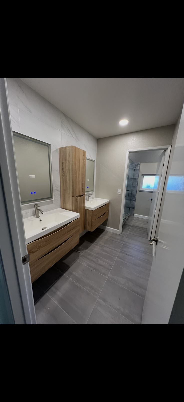 Bathroom remodeling project 7