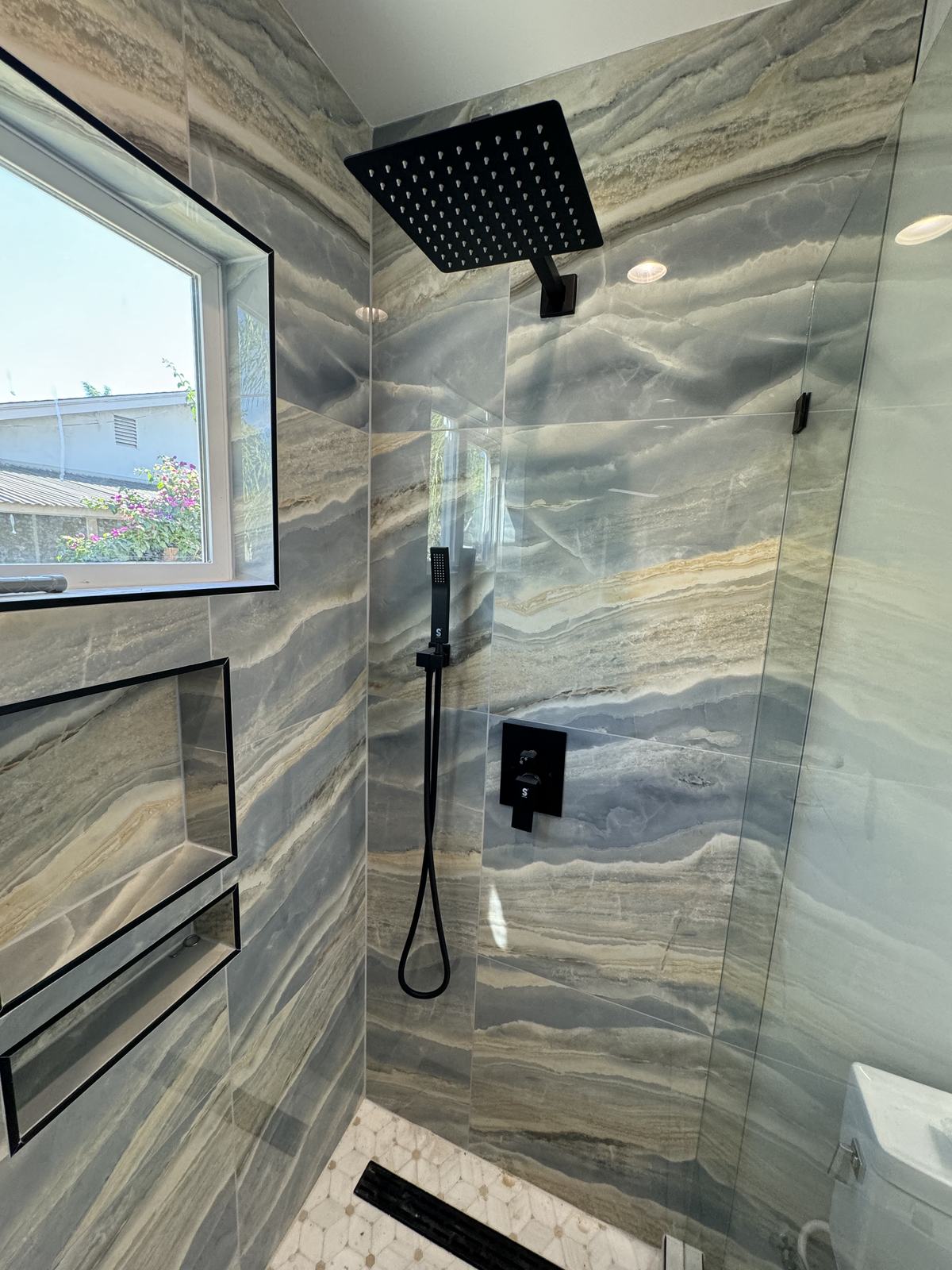 Bathroom remodeling project 14