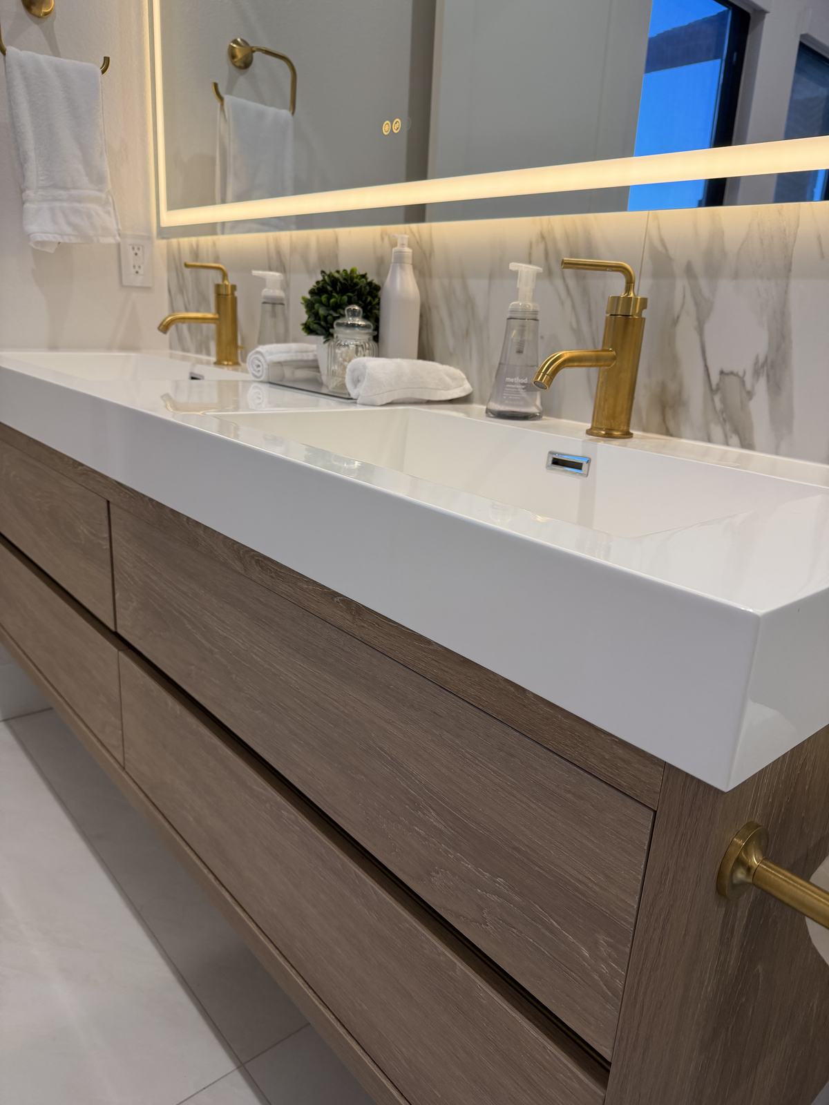 Bathroom remodeling project 26