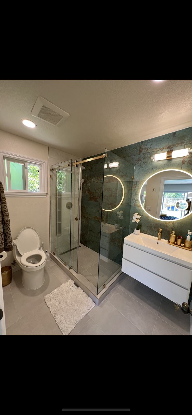 Bathroom remodeling project 31
