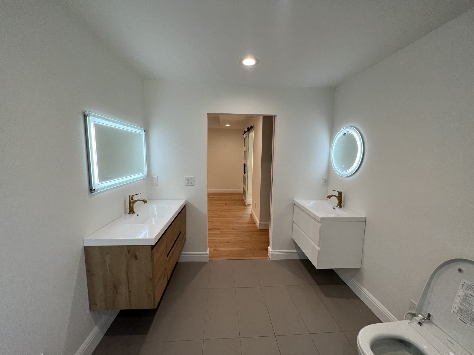 Bathroom remodeling project 40