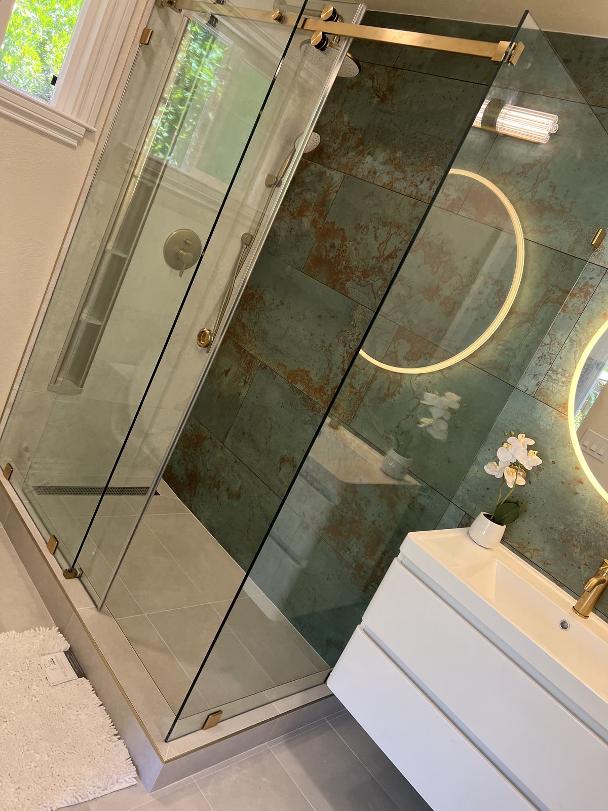 Bathroom remodeling project 54