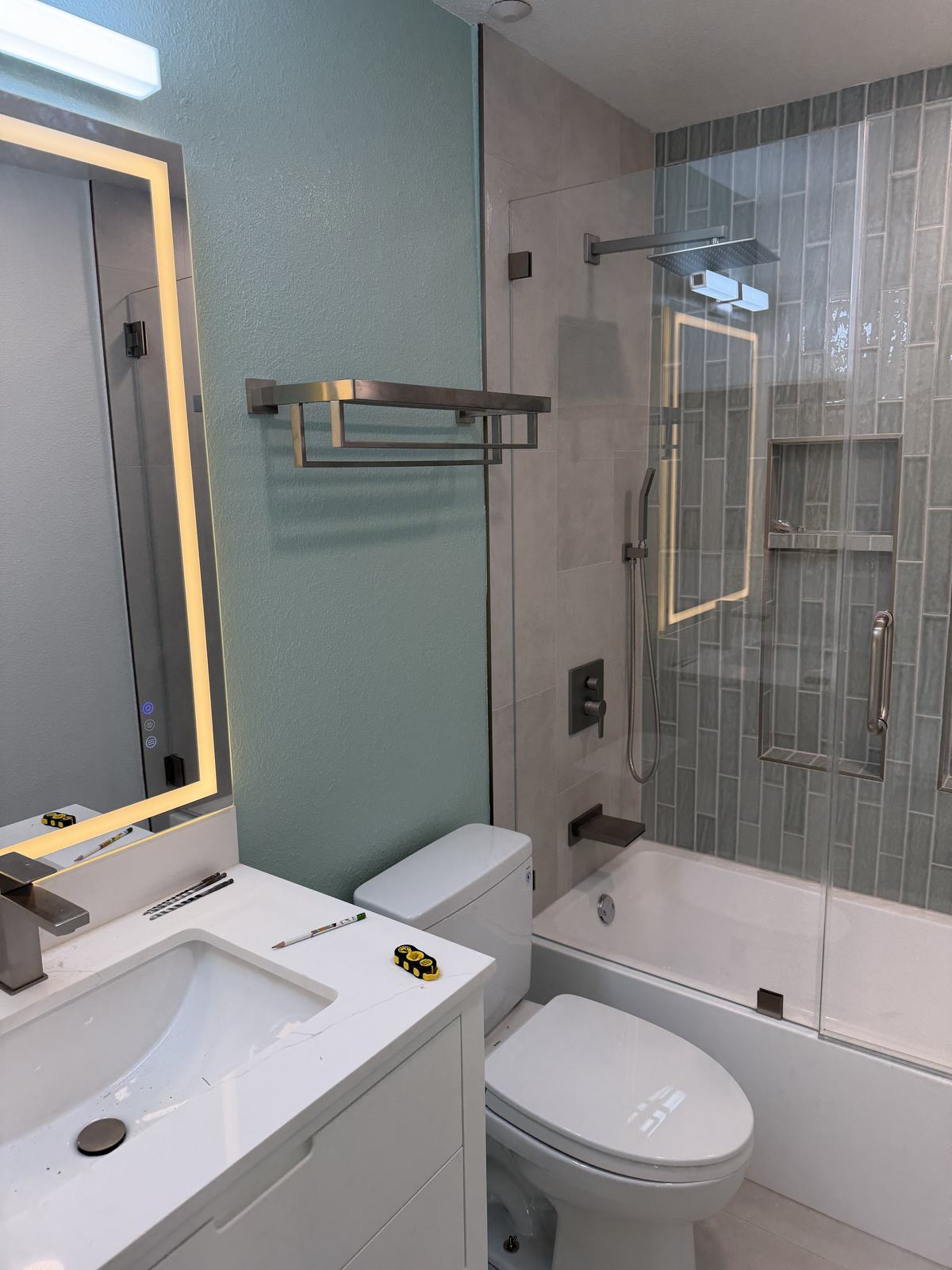 Bathroom remodeling project 69